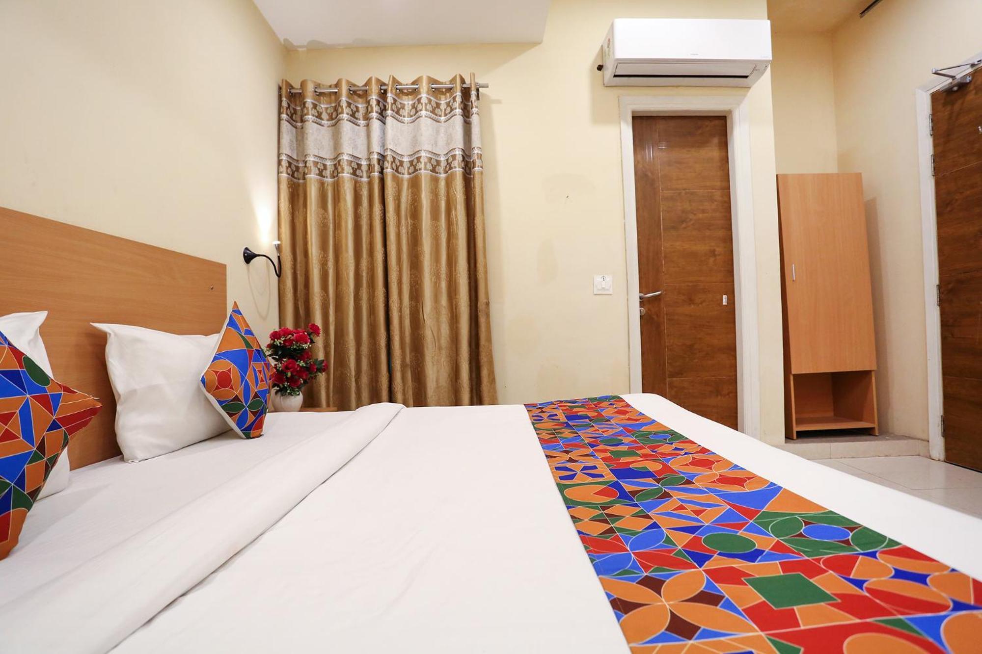 Hotel Fabhotel Gk Residency New Delhi